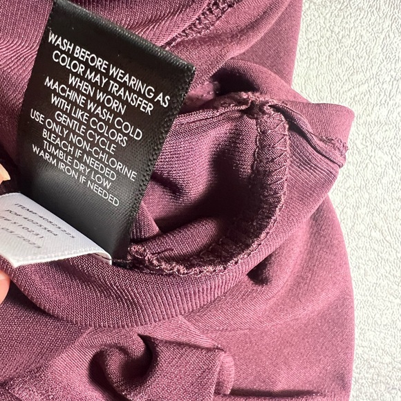 Torrid Studio Knit V-Neck Quarter Sleeve Shirred Top Sassafras Plus Size 3X - Picture 7 of 7